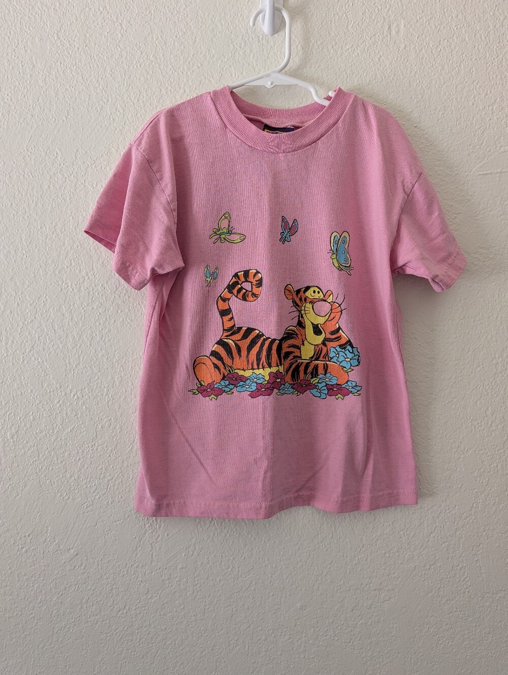 Vintage 90's Disney Winnie The Pooh Tigger T-shirt Youth Small (7/8) Pink